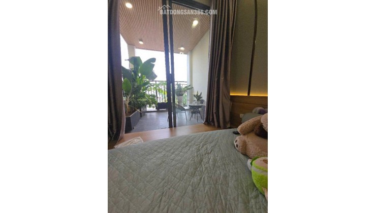 Nhà căn góc mặt ngõ ôto đỗ cửa, thang máy, tặng full đồ