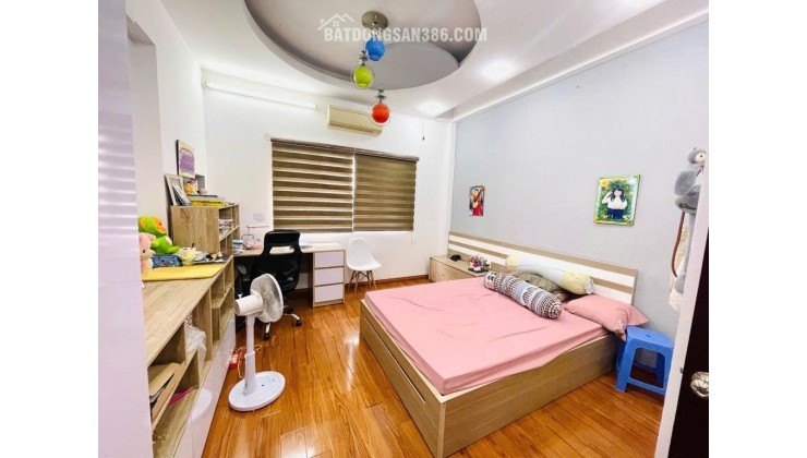  Sát Gò Vấp – DT 80m² – đường 8m – ô tô 7 chỗ vào nhà – giá 8,x tỷ TL