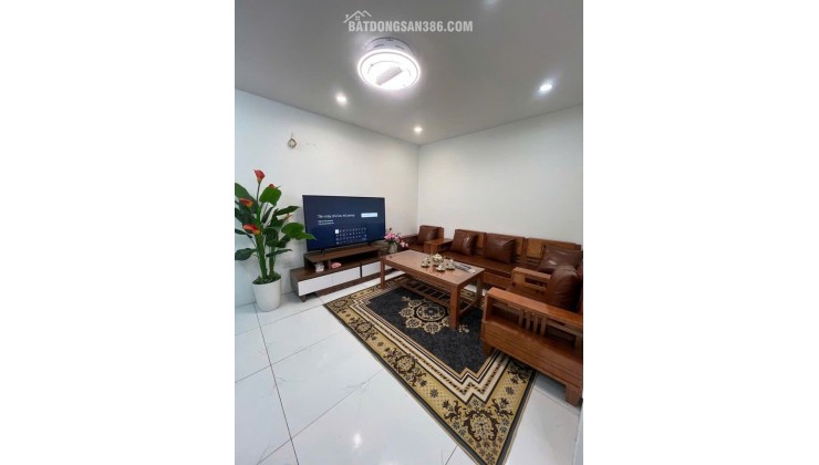 Nhà đẹp đón tết chỉ hơn 2x, full nội thất