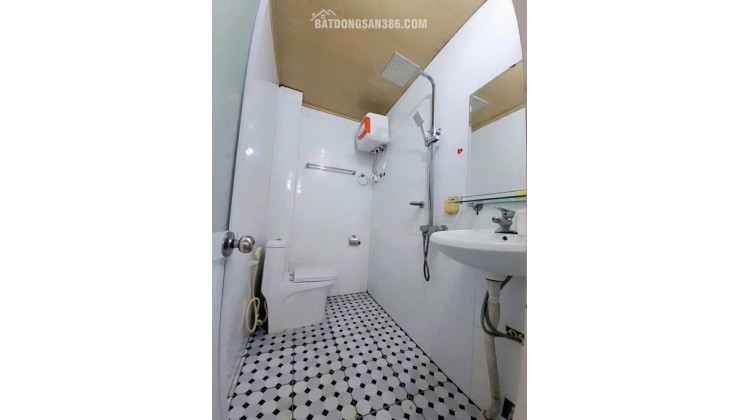 Nhà lô góc oto đỗ cửa, kinh doanh đẹp