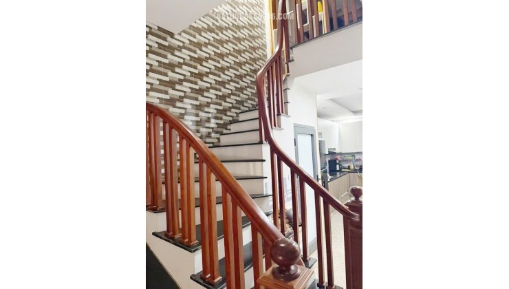 Nhà ngõ thông, kinh doanh, dòng tiền ổn định