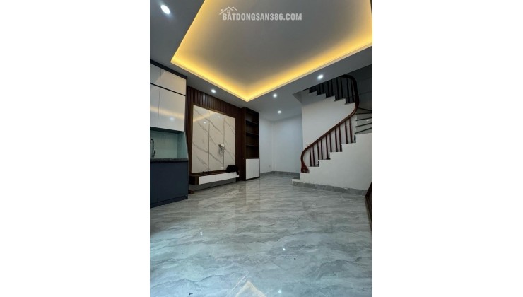 BÁN NHÀ PHỐ TÂN MAI QUẬN HOÀNG MAI, XÂY MỚI Ô TÔ ĐỖ CỎNG 35M2 5 TẦNG 7.6 TỶ