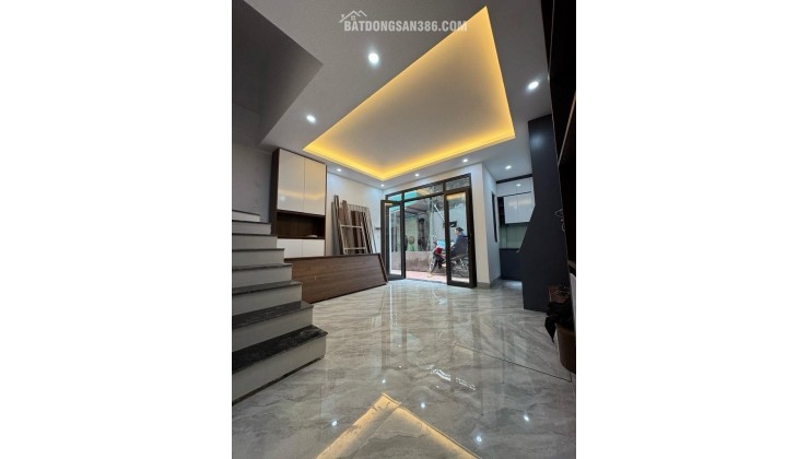 BÁN NHÀ PHỐ TÂN MAI QUẬN HOÀNG MAI, XÂY MỚI Ô TÔ ĐỖ CỎNG 35M2 5 TẦNG 7.6 TỶ