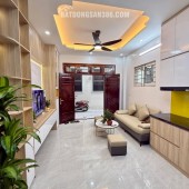 Bán nhà Đại Từ, Hoàng Mai, Ô tô, Lô góc, full nội thất, DTSD 36m2 x 5 tầng, 8.3 tỷ