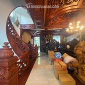 Cần chuyển nhượng biệt thự Vinhomes Riverside Long Biên, giá rất mềm mại trong nội khu, thiện chí hợp tác.