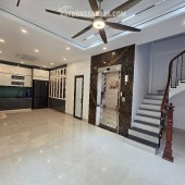 DỊCH VỤ MỖ LAO HÀ ĐÔNG- KINH DOANH- OTO - MT 5M- NHỈNH 17 TỶ