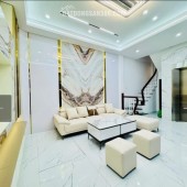 NHÀ 38mM² – 5 TẦNG – THANG MÁY – NGÕ Ô TÔ – 50M RA PHỐ BẠCH MAI – GIÁ 10,8 TỶ