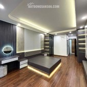 BÁN NHÀ HOÀNG QUỐC VIỆT - PHÂN LÔ - OTO TRÁNH- VỈA HÈ -THANG MÁY