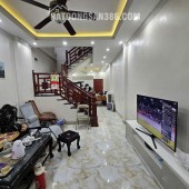 Bán nhà 3 tầng giãn dân Khả Lễ ngay cạnh vườn hoa  vị trí cực đẹp ở luôn