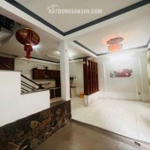 NHÀ 3 LẦU - Ô TÔ ĐÕ CỬA - NGAY KHA VẠN CÂN - F LIINH TRUNG