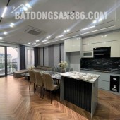 Bán nhà Nguyễn Văn Cừ 51m 8 tầng MT4m thang máy gara ô tô hơn 18 tỷ