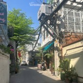 Bán nhà ngõ Thống Nhất, Gò Vấp: 100m2, 2 tầng, 6PN, sổ hồng, giá 8.6 tỷ - Cơ hội an cư lý tưởng, tiện ích đầy đủ!