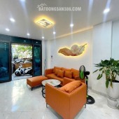 Nhà xây mới chỉ 2x, oto đỗ cửa