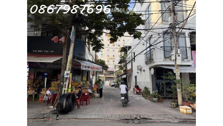 CHỈ 4,6 TỶ SỞ HỮU NHÀ ĐƯỜNG BIỆT THỰ KHU PHỐ TÂY NHA TRANG, HẺM Ô TÔ 7MET CÁCH BIỂN 200MET