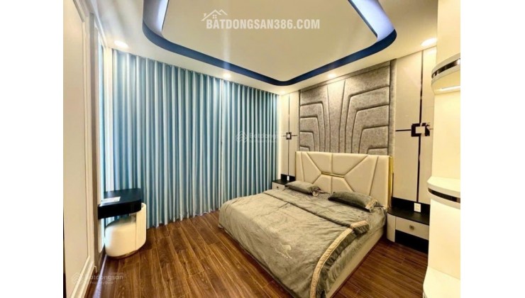 Nhà đẹp GIÁ TỐT tặng full nội thất - Tân Quy - Quận 7 . ngang 7m dọn vào ở ngay