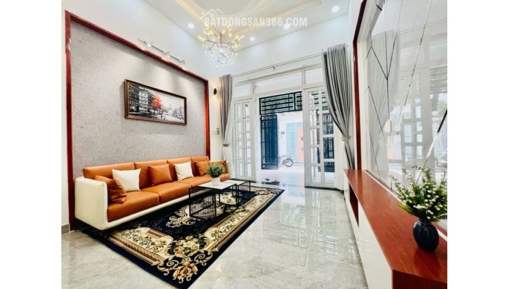 Bán nhà 3 tầng HXT đường Nguyễn Sỹ Sách 93m2(4.2*22) gần công viên vào ở ngay nhỉnh 5 tỷ