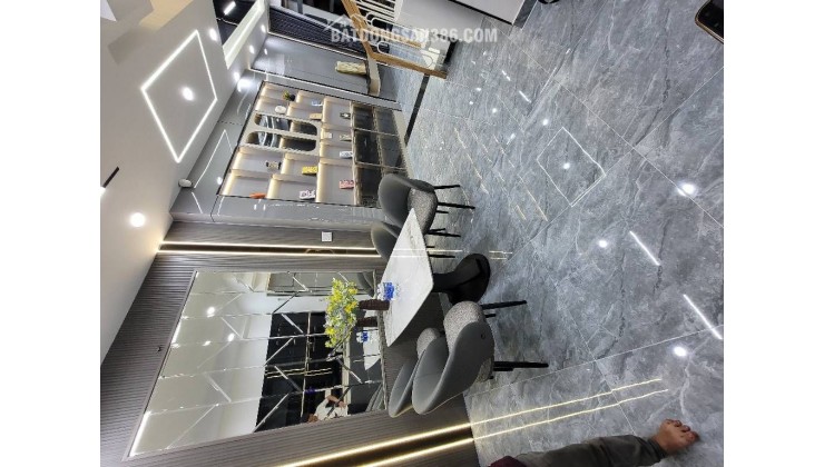 Bán nhà HXH Huỳnh Văn Nghệ ô tô ngủ trong nhà sát Emart Phan Huy Ích tặng full NT nhỉnh 3tỷ