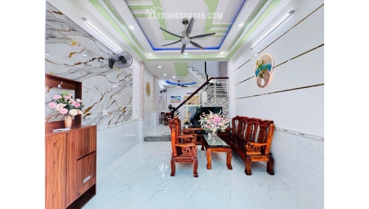 Bán nhà lô góc hai mặt tiền HXH Nguyễn Duy Cung ngang 4m gần Emart Phan Huy Ích nhỉnh 3tỷ.