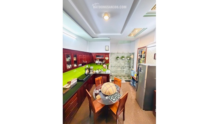 Bán nhà 4 tầng HXT đường Quang Trung 64m2(4*16) vào ở ngay sát Chợ Hạnh Thông Tây chỉ 7.5 tỷ