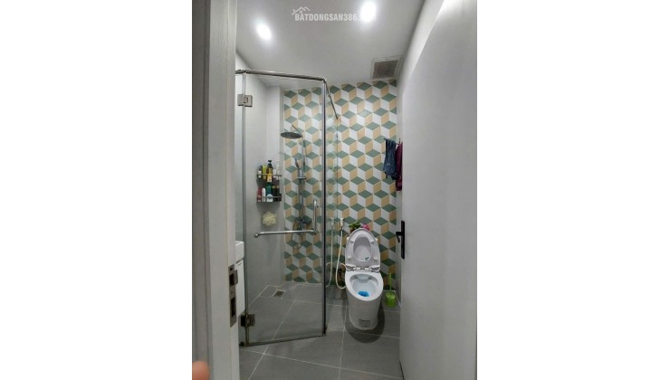 Mặt tiền hẻm 12m - Thành Thái - Quận 10 - 4 tầng - 66m2 - 16 tỷ