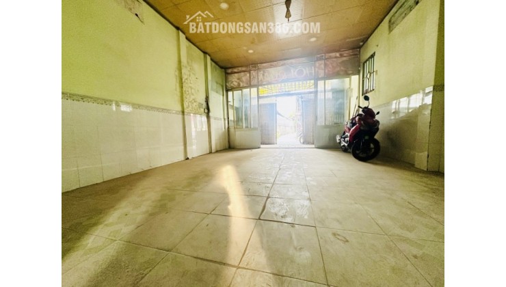 HẺM XE TẢI TIỆN KINH DOANH - NHÀ CŨ DT LỚN TIỆN XÂY MỚI 100M2 Trần Xuân Soạn Tân Hưng Q7