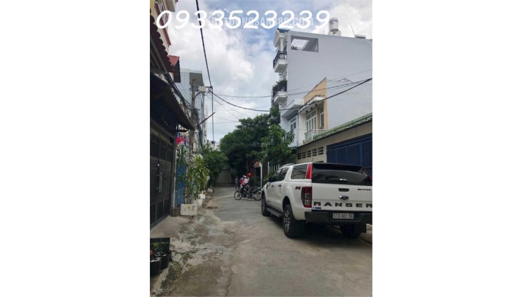 BánNhà hẻm thông xe hơi Dương Quảng Hàm P5 - GV sau siêu thị Emark DT 4x15m 1 trệt 2 lầu ST -8 tỷ