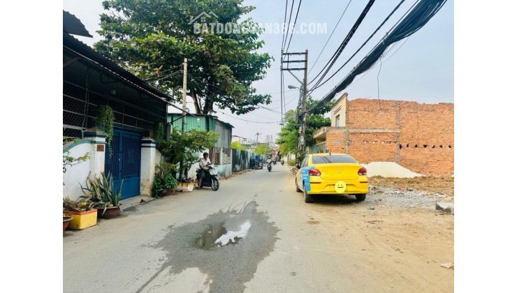 HẺM XE TẢI TIỆN KINH DOANH - NHÀ CŨ DT LỚN TIỆN XÂY MỚI 100M2 Trần Xuân Soạn Tân Hưng Q7