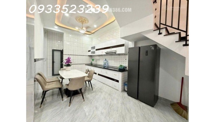 Siêu phẩm mới nhú, ngay ĐH CN 4 Quận Gò Vấp. 4 tầng giá 8.68 tỷ