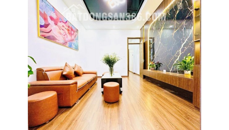 Nhà hiếm  Xuân Đỉnh –gần trường cấp 1,2,3 Xuân Đỉnh –gần phố 42M 5tầng 9.7 TỶ