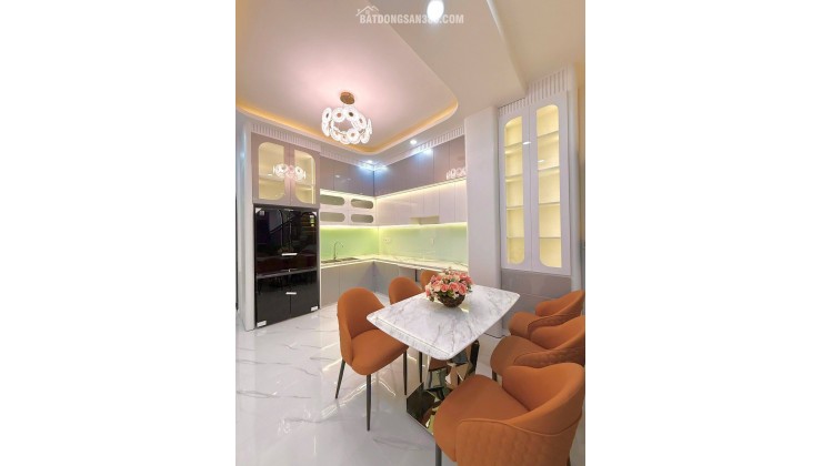 TUYỆT PHẨM NHÀ 3 TẦNG ĐƯỜNG HUỲNH TẤN PHÁT, NHÀ BÈ - SỔ HỒNG CHÍNH CHỦ, 4PN, 8.6 TỶ!