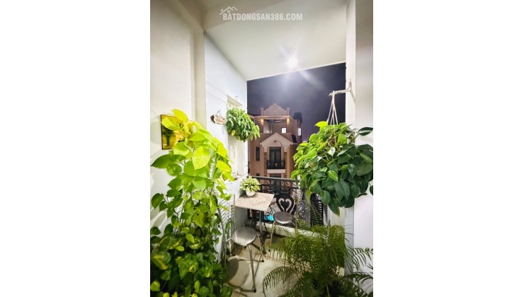 Bán nhà 4 tầng HXT đường Quang Trung 64m2(4*16) vào ở ngay sát Chợ Hạnh Thông Tây chỉ 7.5 tỷ