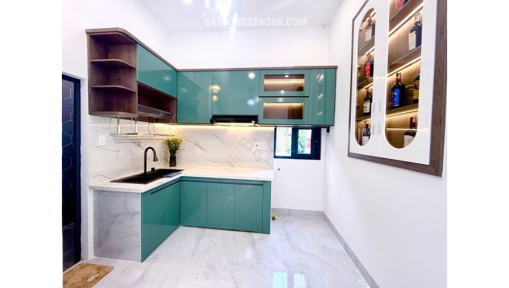 Bán nhà lô góc hai mặt tiền HXH Bùi Quang Là ngang 4.3m gần Emart Phan Huy Ích nhỉnh 4tỷ.