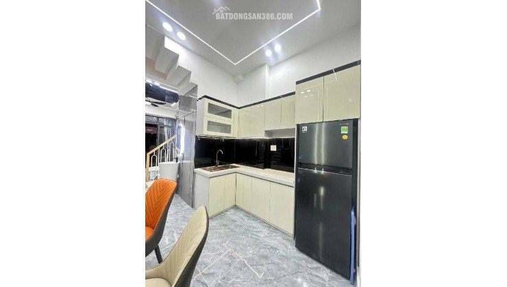 Bán nhà 4 tầng HXH đường Phạm Văn Chiêu 60m2(4*15) vào ở ngay sát Chợ Thạch Đà chỉ 6 tỷ