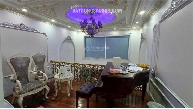 Mặt Tiền Hẻm Dương Quảng Hàm, GV. 4.1m x 17m CN: 70m2 Nhà 5 tấm. Kinh doanh đa ngành. 12 tỷ TL