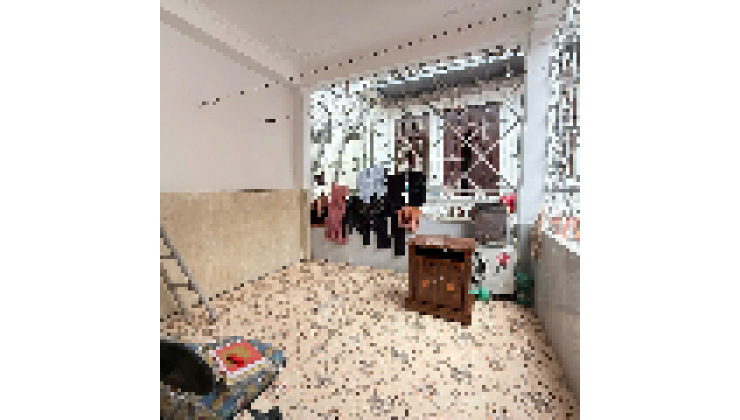 Xuân thủy - cầu giấy - nhà ngõ thông đường lớn - nhà dân xây lô góc hai mặt thoáng