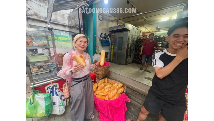 CHÍNH CHỦ CHƯA QUA ĐẦU TƯ - MẶT TIỀN KINH DOANH ĐƯỜNG ĐỀ THÁM, QUẬN 1 - GIANG GIANG: 093.86.76.685