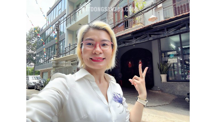 SIÊU PHẨM CHO KHÁCH ĐẦU TƯ - MẶT TIỀN XE HƠI 10M ĐƯỜNG NGUYỄN BỈNH  KHIÊM QUẬN 1 - GIÁ TỐT NHẤT KHU VỰC ĐANG CHÀO BÁN