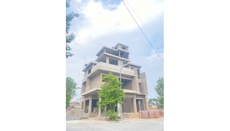 Bán gấp lô góc 2 mặt tiền DT 136,5m2 giá đầu tư đối diện khu chợ Lương Sơn, sẵn sổ đỏ sang tên(BP)