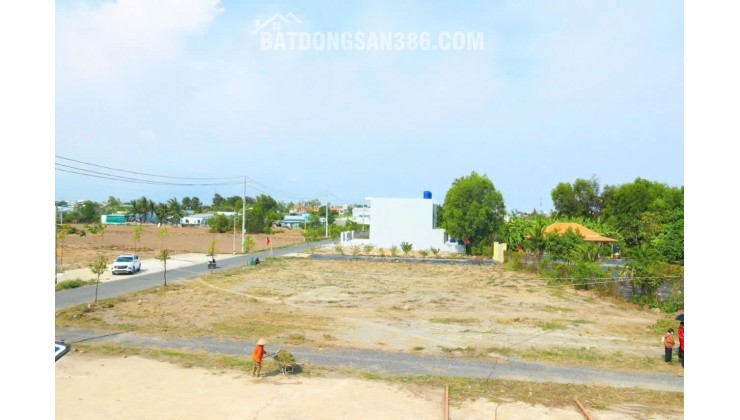 Cần bán gấp  đất mặt tiền thị trấn Cần Đước -Long An