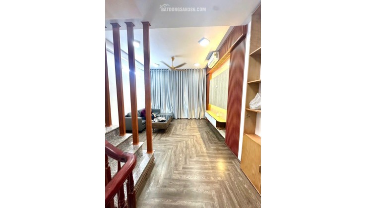 BÁN NHÀ 5 TẦNG DÂN XÂY - ÔTÔ ĐỖ CỬA - SÁT ĐƯỜNG PHAN TRỌNG TUỆ - THANH TRÌ