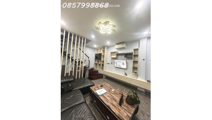 NHÀ ĐẸP Ở NGAY - 5 TẦNG FULL CÔNG NĂNG - CHỦ TẶNG ĐỦ NỘI THẤT