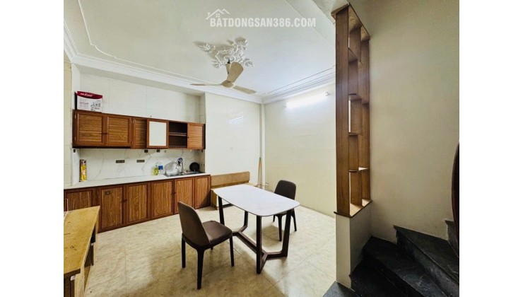 Giá hiếm, oto đỗ cổng, vị trí đẹp