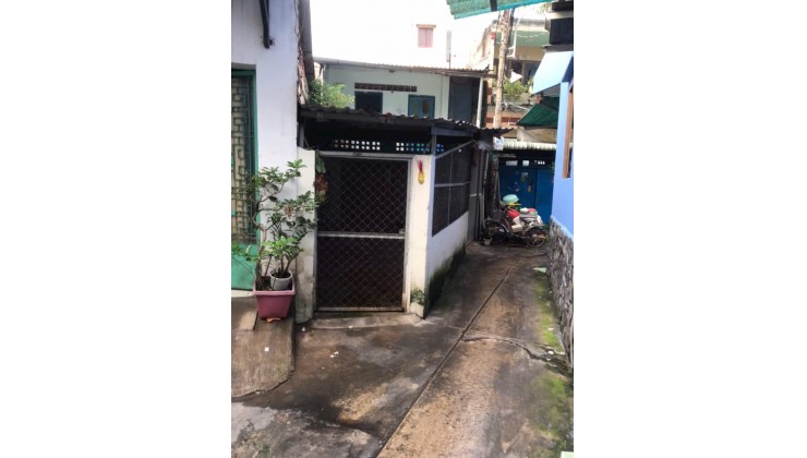 BÁN NHÀ 228/32 HẬU GIANG F9Q6 (4M6 x 22M50), SHR, CHỈ 7.5 TỶ. LH: 0933279273.