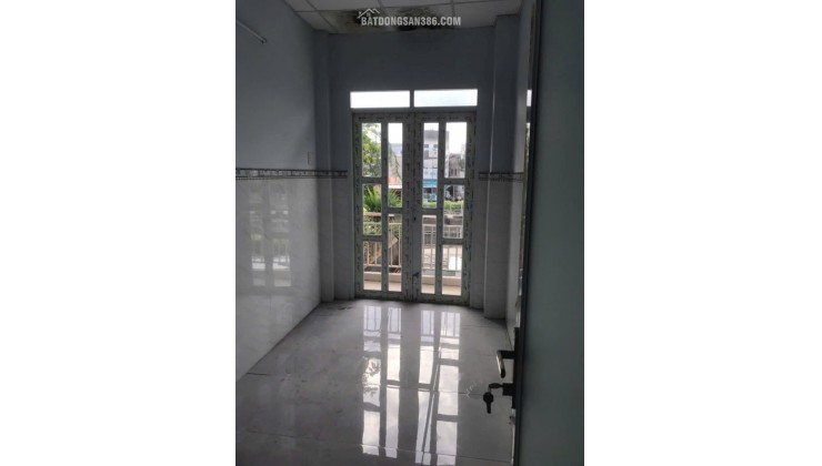 NHÀ 1 TRỆT 2 LẦU BÊ TÔNG CỐT THÉP. MẶT TIỀN LÒ GỐM GIÁ 6TỶ TL. LH:0933279273. 0908279273