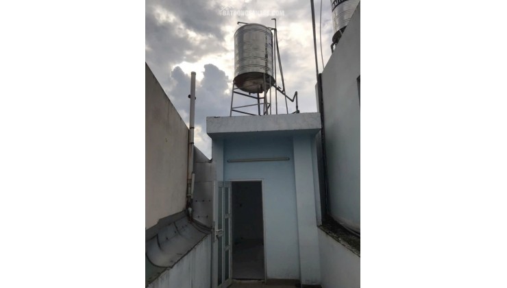 NHÀ 1 TRỆT 2 LẦU BÊ TÔNG CỐT THÉP. MẶT TIỀN LÒ GỐM GIÁ 6TỶ TL. LH:0933279273. 0908279273