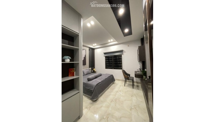 4 TẦNG THANG MÁY – FULL NỘI THẤT – GIỮA 3 KCN LỚN BẮC SƠN