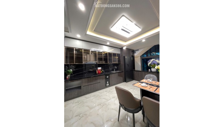 4 TẦNG THANG MÁY – FULL NỘI THẤT – GIỮA 3 KCN LỚN BẮC SƠN