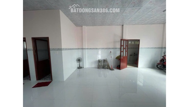 CC Gấp Bán - Nhà MT Tỉnh Lộ 6m - Vị Trí Đắt Địa Thuận Tiện Kinh Doanh - 2tỷ4 Lh:0969933159