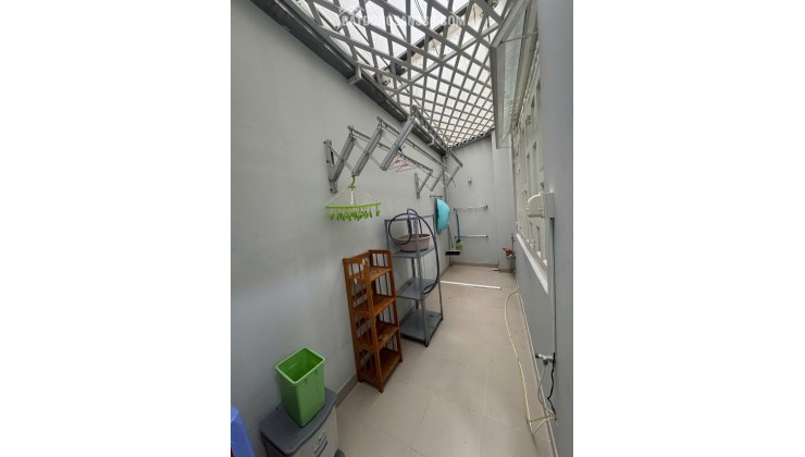 BÁN SIÊU PHẨM NHÀ MẶT TIỀN HẺM ĐẸP XE HƠI 6M- PHÙ HỢP CHO MỌI GIA ĐÌNH. LH:0931423123.