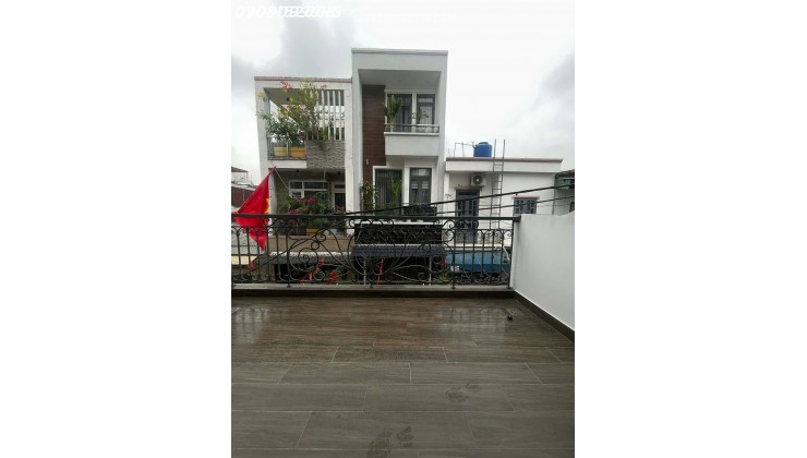 NHÀ BÁN Ở NGAY, CHỦ TẶNG NỘI THẤT, NGAY NGÃ TƯ NGUYỄN VĂN QUÁ VỚI QUANG TRUNG GẦN TO KÝ-PHẦN MỀM QUANG TRUNG-GO VẤP.79M